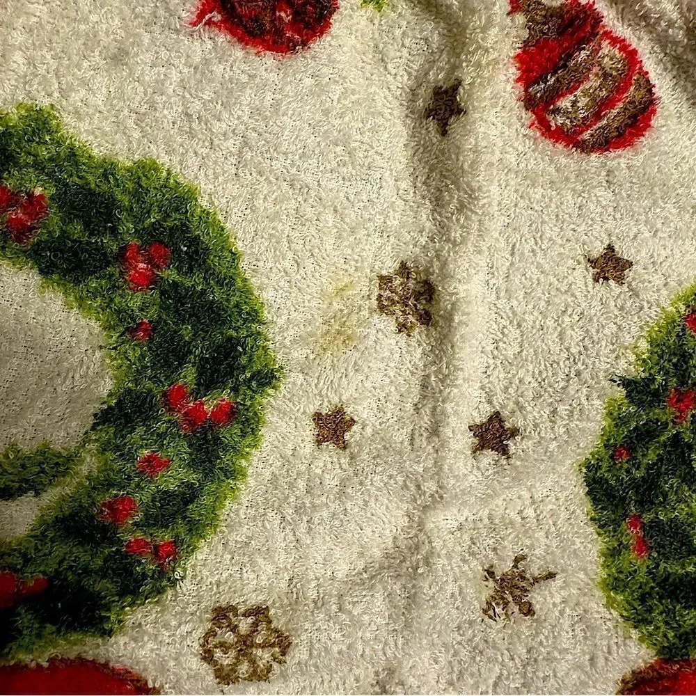 Vintage Mid Century Hostess Apron - Holiday Wreath design terry cloth